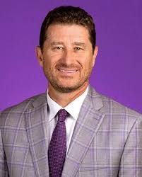 Don Kus's Instagram, Twitter & Facebook