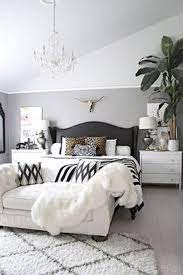 47 Modern White And Black Bedroom Decoration Ideas For Romantic Couples Trendhomy Com Bedroom Interior Master Bedrooms Decor Home Decor Bedroom