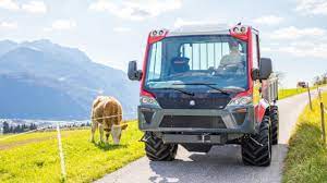 Lindner forage module (loading wagon). Prasentation Unitrac 72 P5 Youtube