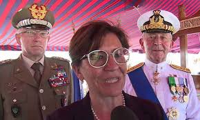 Risultati immagini per immagine del ministro trenta elisabetta