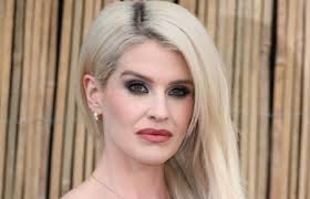 Amanda Knox Makes Surprise Cameo in Peacock's 'Laid'