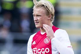 Kasper dolberg becomes the first danish player to score in the knockout rounds of the european championships in 29 years. Winter Transfer Kasper Dolberg Auf Dem Sprung Nach Italien