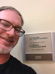 Well have you seen the size of that cortisone injection blimey it's huge  and my poor ol left knee 🤕...well let me tell you it must of been at least  18" if