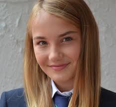 The Nest Egg (Short 2016)