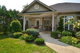 Nice Entrance It S Covered No Steps To Get In And Places To Relax Out Front Accessible House Ramp Design Handicap Accessible Home