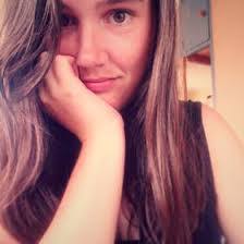 Sarah Browning's Instagram, Twitter & Facebook