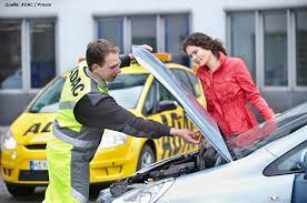 Wer zahlt, hängt von der schuldfrage ab. Auto Abschleppen Lassen Die Kosten Im Uberblick Focus De