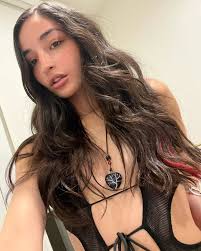 Emily Willis revealed to be permanently disabled after devastating health  update given in bombshell lawsuit - News - UNILAD