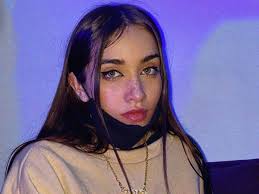 Maria becerra es una cantante y youtuber argentina. Omg Maria Becerra Hablo De Lola Indigo Y Tini Stoessel Xoxo News Celebs