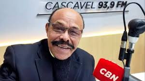 A imprensa paranaense perde um ícone: morre Edson Morais