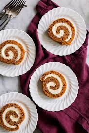 Cutting it more on the thin side, about 3/4 inch thick, you can get up to 15 slices. Best Pumpkin Roll Recipe Cooking Classy