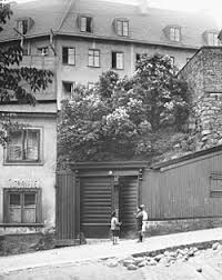 Local favorite il caffe has great coffees as well as excellent kanellbullar from fabrique bakery. Bastugatan Wikipedia