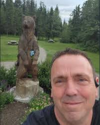 There is no easy relationship guys learn to understand your partners ❤️