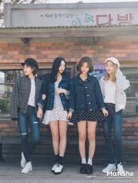 Video itu diunggah akun tiktok @dindandp. 42 Ide 4 Sahabat Korea Gaya Model Pakaian Korea Gaya Model Pakaian Model Pakaian