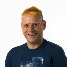 Martin Stark's Instagram, Twitter & Facebook