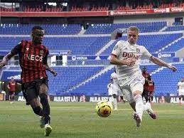 Voyager sans se ruiner, rien de plus simple ! Ligue 1 Lyon Edge Nice In First Match Between Ligue 1 Teams In Four Months Football News Times Of India