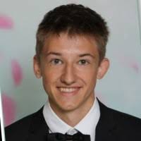 300+ perfiles de «Gratzer»