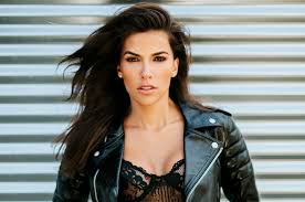 31, born 31 july 1989. Sofia Pernas Blood And Treasure Interview New Brief Take