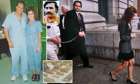 El cartel de cali hizo entonces una propuesta de paz, a la cual escobar pone dos condiciones: Coin Dealer S Wife Who Laundered Cartel Money Must Pay Back 136m Daily Mail Online