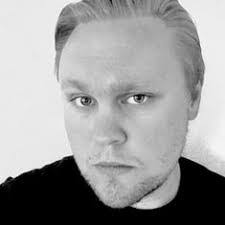 Sean Fowler's Instagram, Twitter & Facebook