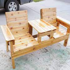 Bahan yang banyak digunakan adalah kayu jati belanda ( jati londo ), mengapa harus kayu jati londo? Kursi Santai Bahan Kayu Jati Belanda Palet Shopee Indonesia