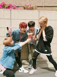 Pin Di Kaylizzel Su Stray Kids Celebrita Felix Immagini