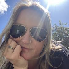 Elaine Cherry's Instagram, Twitter & Facebook