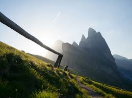 Es ist eines der begehrtesten motive in den dolomiten. Wandern Auf Die Seceda Von Wolkenstein Sonnenaufgang Auf Der Seceda Smilesfromabroad