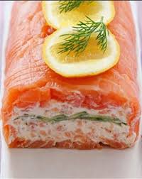Recette Terrine De Saumon Fume Au Fromage Frais En Video Recette Terrine De Saumon Fume Terrine De Saumon Recettes De Cuisine