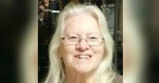 Edna Fowler's Instagram, Twitter & Facebook