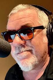 Vincent Constantino's Instagram, Twitter & Facebook