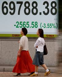 Asian markets tumble as US-Iran fighting lifts oil and bond yields