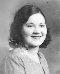 De las Nieves Gonzalez, Aurora