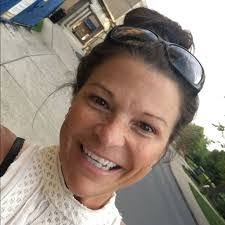 Jennifer Mcaleer's Instagram, Twitter & Facebook