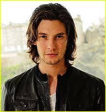 Ben Barnes Mens Hairstyles Medium Medium Hair Styles Medium Length Hair Styles