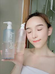 民族梦 蜗蜗造 蜗蜗网红联盟 秋霞推荐 蝸蝸凈澈舒爽沐浴露 蝸蝸甜杏彌香沐浴露两款不同沐浴露三种不同香型面对多种选择让洗澡变得更有趣 bottle water bottle reusable water bottle