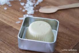 Ma Recette De Deodorant Maison Pour Peaux Sensibles Sans Bicarbonate Little Gabchou Recette Deodorant Maison Recette Deodorant Maison Recettes Deodorants