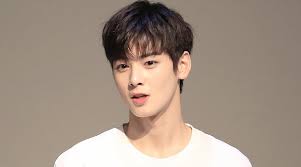 0:54 gigi channel 90 просмотров. Dinilai Tak Pantas Bintangi My Id Is Gangnam Beauty Begini Jawaban Cha Eunwoo Astro Selebx