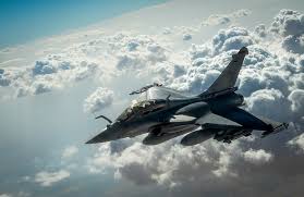 Les avions ont franchi le mur de son, ce qui a été résonné dans le ciel londonien. En 2008 Un Avion De Chasse Avait Deja Passe Le Mur Du Son En Seine Et Marne La Republique De Seine Et Marne