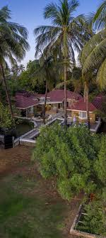 Hotels Near Madh Fort Book from Top ...