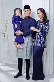 Foto terbaru scha alyahya selepas kahwin. Baju Raya Awal Ashaari Scha Al Yahya Dan Lara Alana Ini Pasti Buat Anda Berlari Ke Jakel Gempak