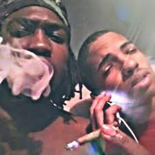 Listen to Meech&Driz Own Lane by Yung Drizz in matt playlist online for  free