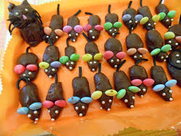 Coinvolgi il festeggiato nella scelta delle cose da mangiare: Topolini Di Cioccolato Theworldinmykitchen