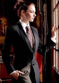 Rebecca Ferguson Rebecca Ferguson Woman Suit Fashion Women Wearing Ties