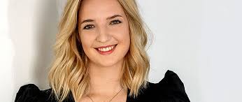 Anna Seidl ist neue Educatorin im KAO Team: imSalon.at