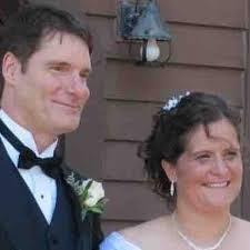 Shelley Putnam's Instagram, Twitter & Facebook