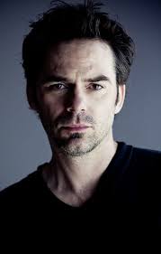 Billy Burke aka Mitch Morgan Zoo season 2.
