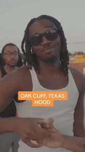 Exploring Oak Cliff: Hood Tour of Singing Hill