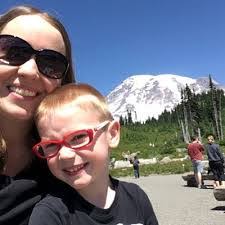 Michaela Estes's Instagram, Twitter & Facebook