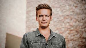 1Live: Moderator Fritz Schaefer über Horror-Situation seiner Jugend